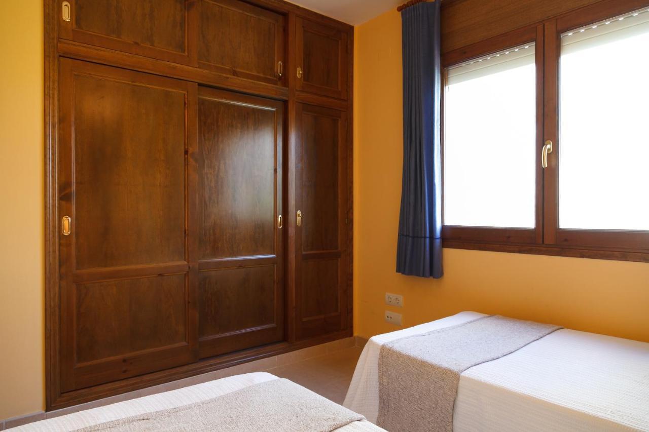 Uhc Bosque II Family Complex Villa Hospitalet De L'Infant Bagian luar foto